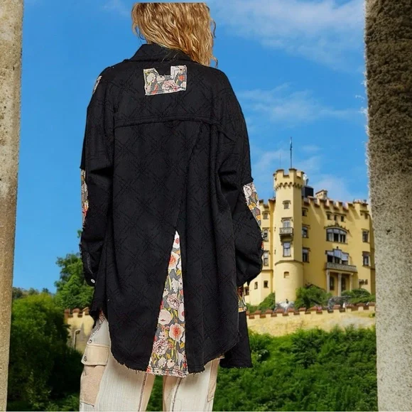 POL OVERSIZED Twill Shacket with Floral Patches on Black - Picture 4 of 8